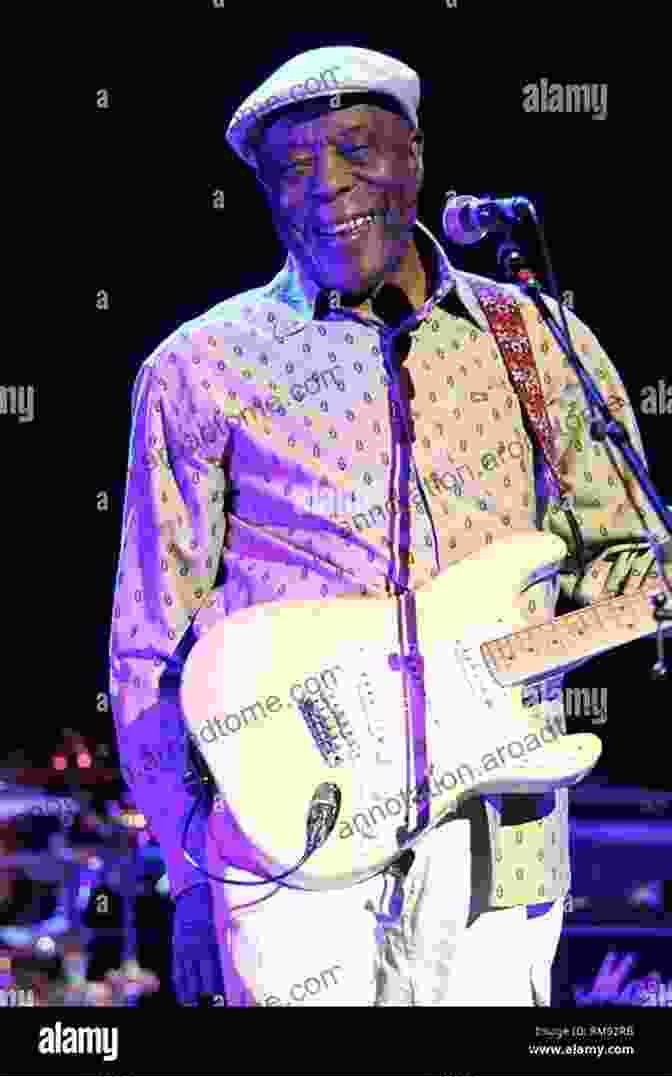 Buddy Guy Performing On Stage Elwood S Blues: Interviews With The Blues Legends Stars