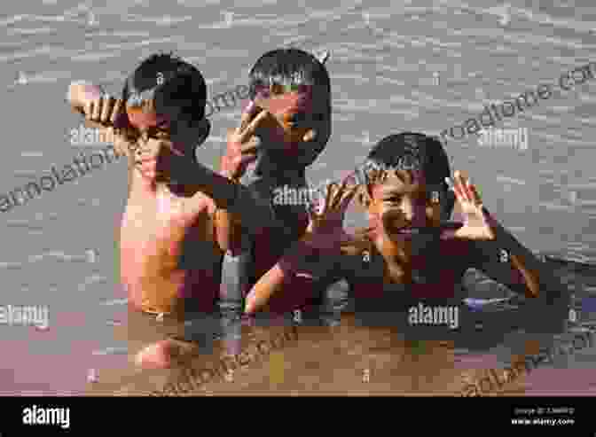 Children Swimming In A River In Southeast Asia Kinder Aus Der Ganzen Welt: Children Around The World (German Library: Dual Language For Beginners 67)