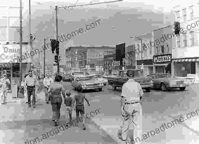 Vintage Street Scene In Springfield, Missouri Springfield: Volume I (Images Of America (Arcadia Publishing))